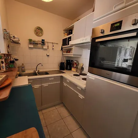 Apartment T3 A 150m De La Plage, Proche Centre, Avec Garage Et Loggia - D'olonne - Fr-1-92-562 Les Sables-d'Olonne