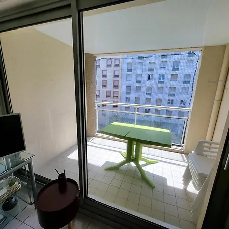 Apartment T3 A 150m De La Plage, Proche Centre, Avec Garage Et Loggia - D'olonne - Fr-1-92-562 *