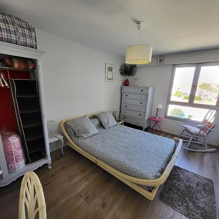 Apartment T3 A 150m De La Plage, Proche Centre, Avec Garage Et Loggia - D'olonne - Fr-1-92-562 Les Sables-d'Olonne